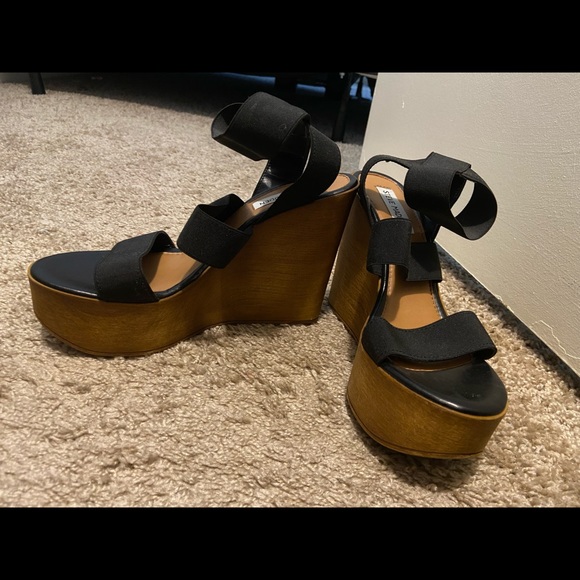 NEW STEVE MADDEN BLONDY WEDGE - Picture 5 of 6